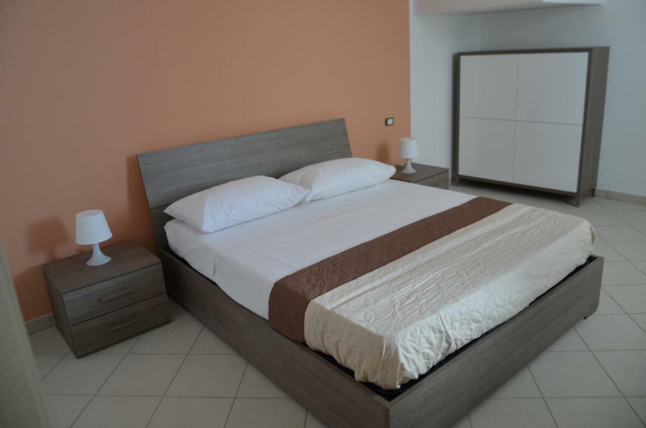 Casa Vacanze Cristoforo Colombo Apartment Lido Conchiglia Exterior photo