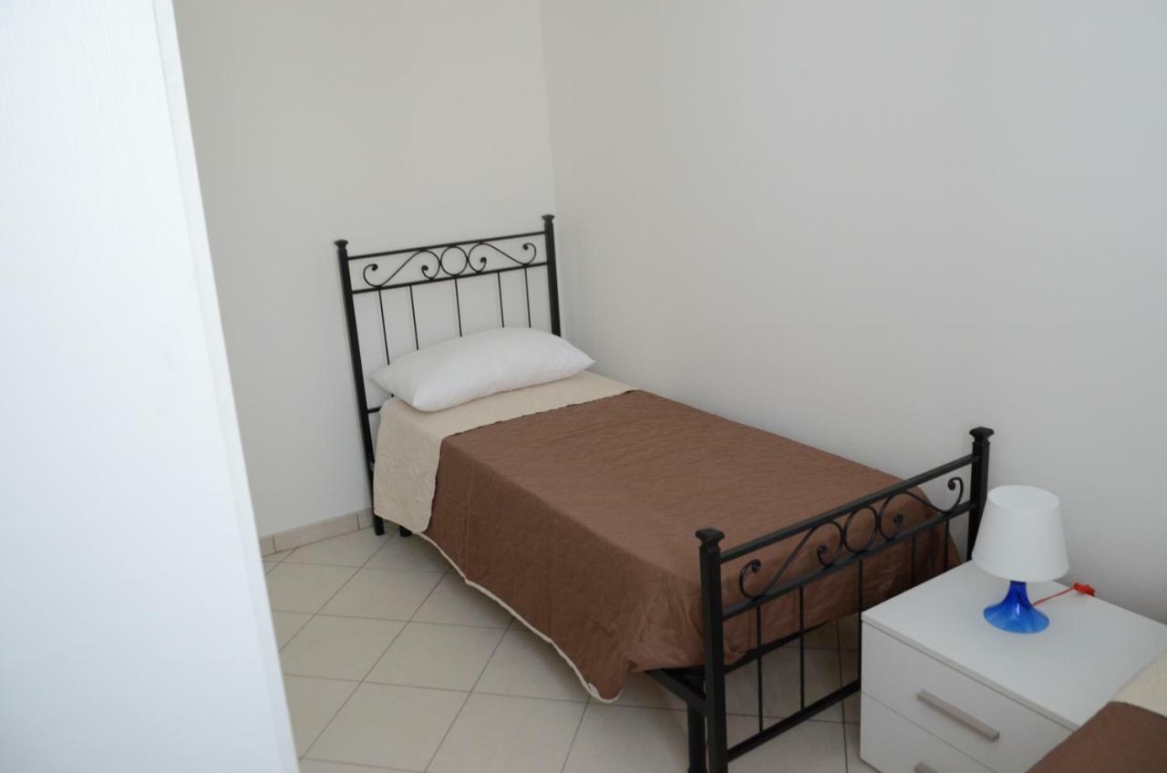Casa Vacanze Cristoforo Colombo Apartment Lido Conchiglia Exterior photo